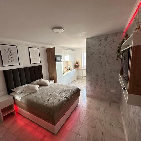 Exclusiv Room Iasi Eksteriør billede